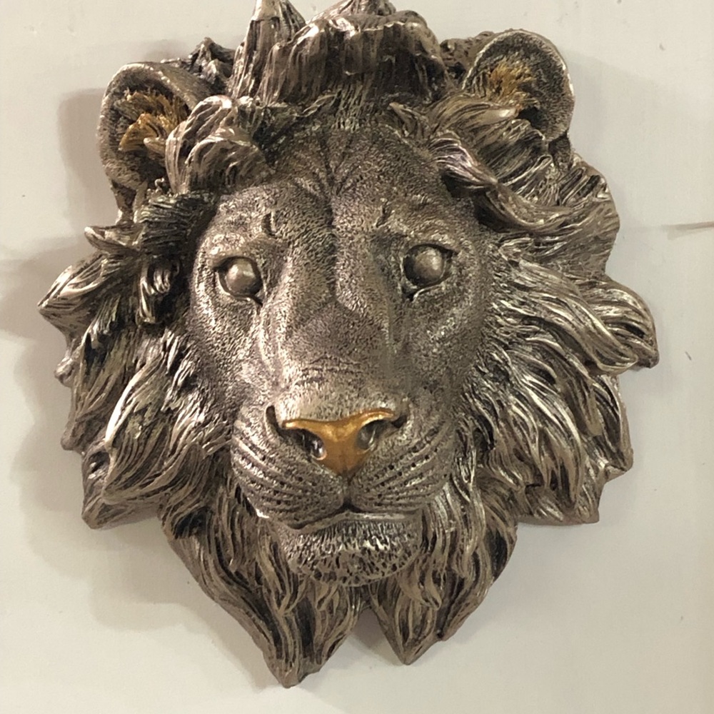 Bronze Lion Head Wall Accent with Gold Nose